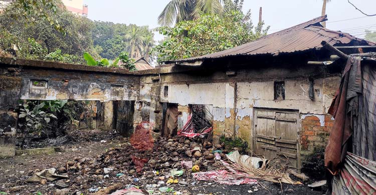ভাষাসৈনিক ধীরেন্দ্রনাথ দত্তের বাড়ি এটি, সংরক্ষণে নেই উদ্যোগ