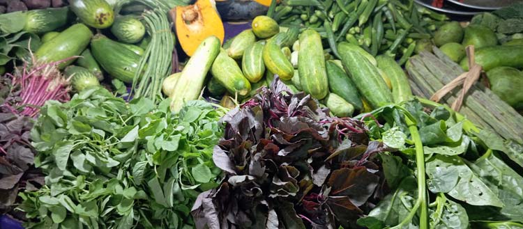 সপ্তাহের ব্যবধানে খুলনায় বেড়েছে সবজির দাম