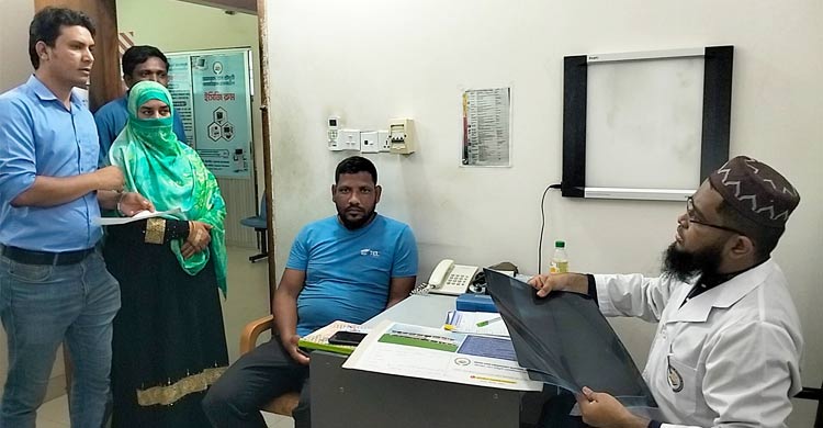 আমজাদ খান চৌধুরী মেমোরিয়াল হাসপাতালে ফ্রি মেডিকেল ক্যাম্প
