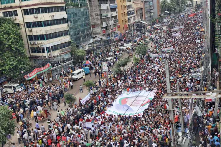 তারেক রহমানের বিরুদ্ধে স্লোগান, বিএনপির ভবিষ্যৎ কোন পথে?