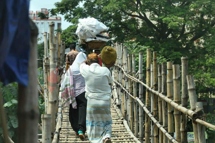 আফতাবনগর-বনশ্রীবাসীর কষ্ট কমাতে নড়াই নদীতে হবে ৩ সেতু