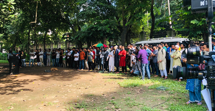 ডাকসু নির্বাচন ঘিরে ক্যাম্পাসে উৎসবের আমেজ