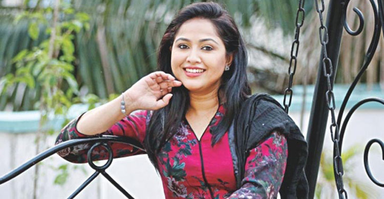 ‘নতুন কুঁড়ি’তে যে চরিত্রে অভিনয় করে পুরস্কৃত হয়েছিলেন নাদিয়া