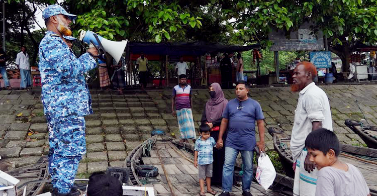 ২২ দিন ইলিশ আহরণ নিষিদ্ধ, নদী-সমুদ্রে কঠোর নজরদারিতে কোস্টগার্ড