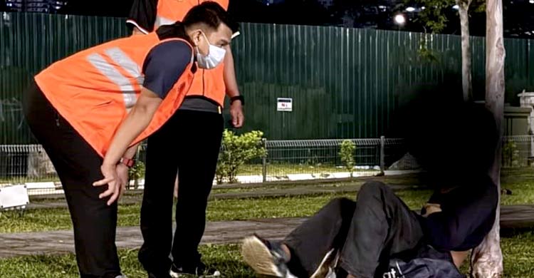 আসিয়ান সম্মেলন ঘিরে কুয়ালালামপুরে গৃহহীনদের ধরপাকড়