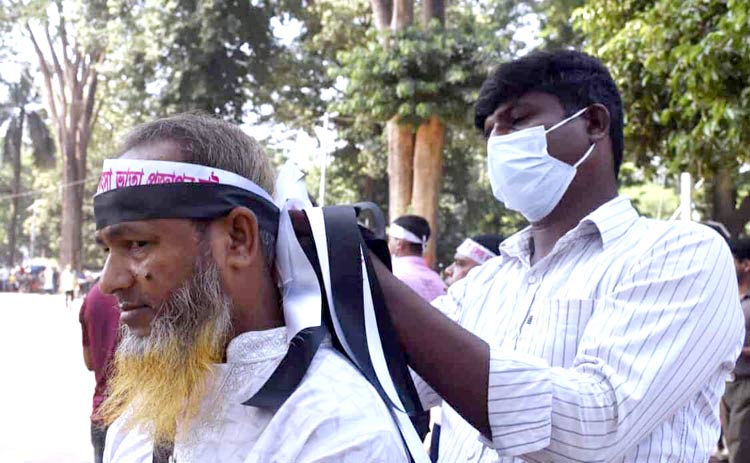 শিক্ষা উপদেষ্টার ক্লাসে ফেরার আহ্বানে ‌‘না’, আমরণ অনশনে শিক্ষকরা