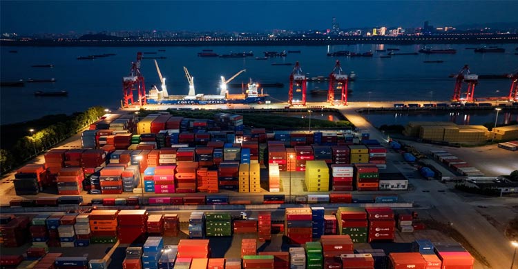 দেশের আমদানিনির্ভর খাতে ‘অপরিহার্য’ হয়ে উঠেছে চীন