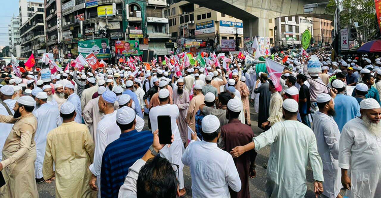 সরকারকে স্মারকলিপি দিতে যমুনা অভিমুখে জামায়াতসহ ৮ ইসলামি দল