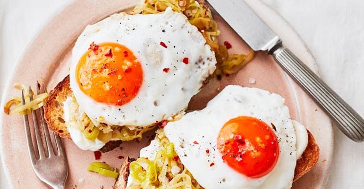 প্রতিদিন কয়টি ডিম খেতে পারেন