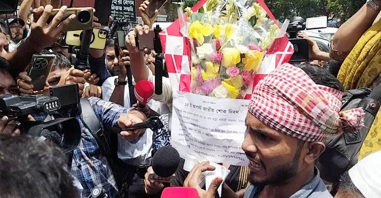 ধানমন্ডি ৩২ থেকে গ্রেফতার সেই রিকশাচালককে অব্যাহতির সুপারিশ