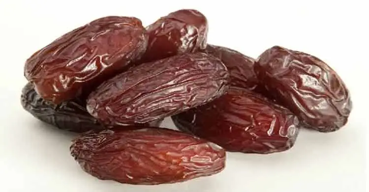 শীতে খালি পেটে খেজুর খেলেই মিলতে পারে বাড়তি উপকার