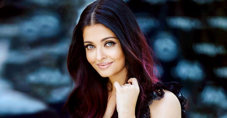 তারকা হওয়ার আগে কঠিন লড়াই, প্রথম আয় কত ছিল ঐশ্বরিয়ার?