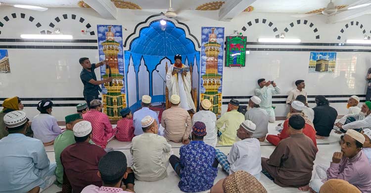 চাঁদপুরসহ আজ যেসব জেলায় উদযাপন হচ্ছে ঈদ