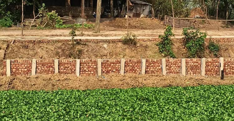 ব্যয় সাড়ে ৮ কোটি, দুই মাস না যেতেই রাস্তায় ধস