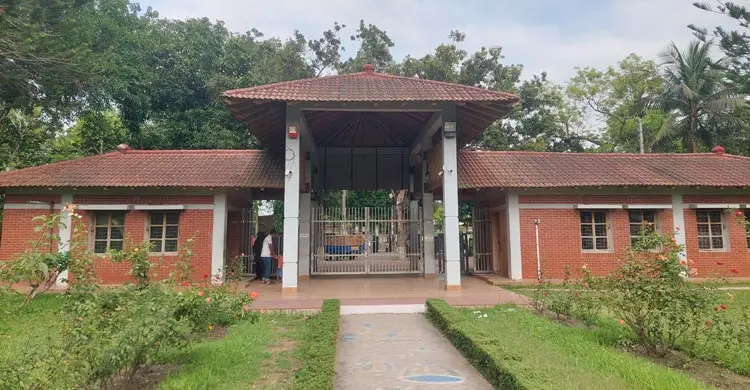 হারিয়ে গেছে মহাস্থান জাদুঘরের একটি মূর্তি, জানা গেলো ১৯ বছর পর