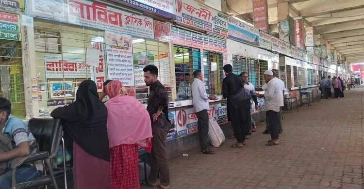 ঈদের পরদিনও নিস্তব্ধ গাবতলী বাস টার্মিনাল