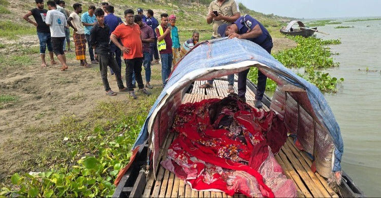 পদ্মায় মাছ ধরতে গিয়ে দুর্বৃত্তদের গুলিতে জেলে নিহত