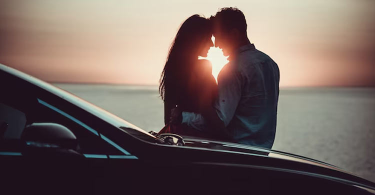 সঙ্গীর জন্মদিন ভুলে গেছেন? শেষ মুহূর্তে মন জয় করার উপায়