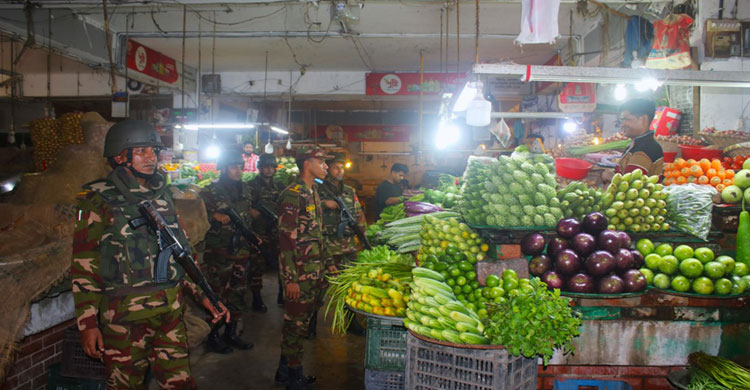সেনা অভিযানে ৭ দিনে সারাদেশে আগ্নেয়াস্ত্রসহ গ্রেফতার ৩৯০