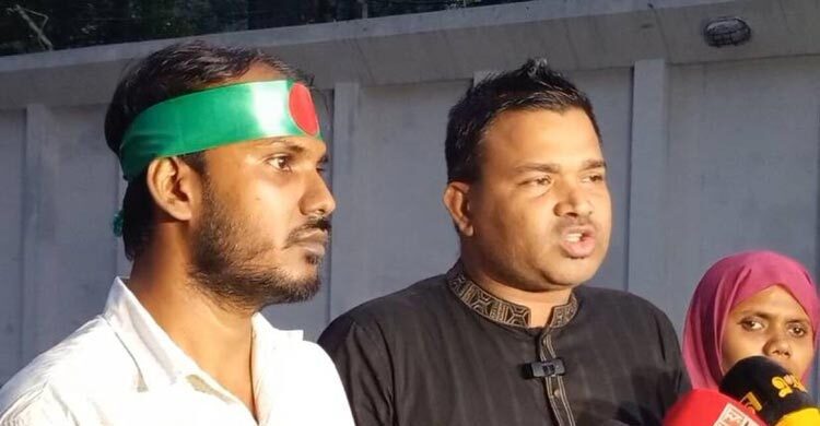 Protesters reject decision to raise govt job age limit to 32 yrs