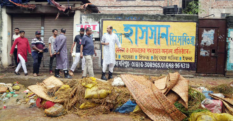 ৮ ঘণ্টায় উত্তরে, সাড়ে ১১ ঘণ্টায় দক্ষিণের বর্জ্য অপসারণ