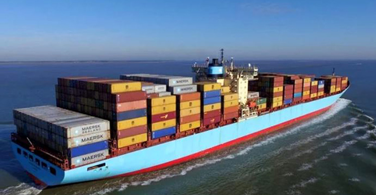 বাধা পেরিয়ে রপ্তানি আয় বেড়েছে, প্রত্যাশা ছুঁতে পারেনি প্রবৃদ্ধি