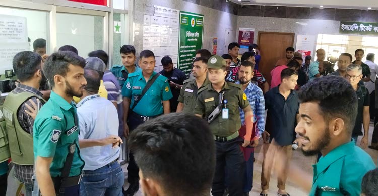 বার্ন ইনস্টিটিউটে স্বজনদের ভিড়, চাপ সামলাতে হিমশিম পুলিশ-আনসার