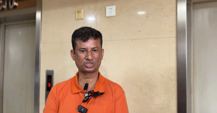 সীমাবদ্ধতা পেরিয়ে দ্রুত ভিসা-উন্নত সেবায় সন্তোষ