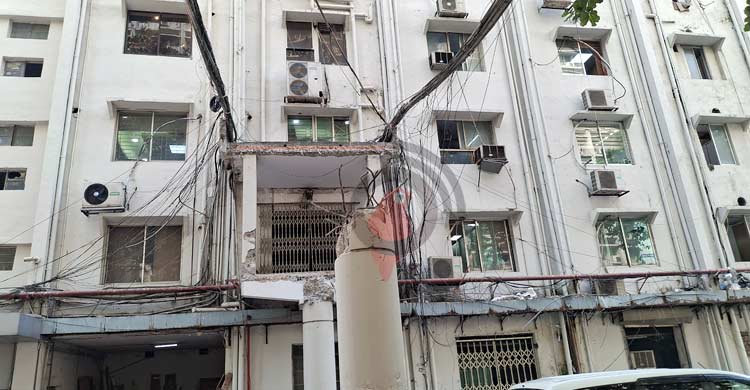 সচিবালয়ে ভাঙা হচ্ছে সংযোগ সেতু, বসবে আগুন প্রতিরোধী দরজা