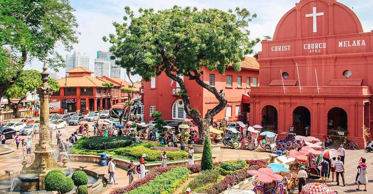 দক্ষিণ-পূর্ব এশিয়ার আকর্ষণীয় ভ্রমণ গন্তব্য মালয়েশিয়া