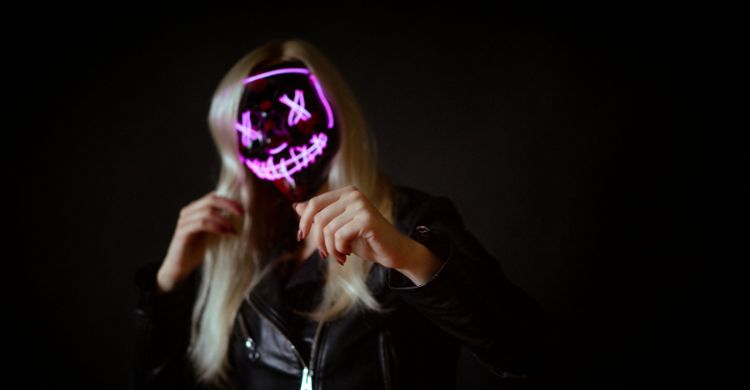 আপনি কি ক্রাইম থ্রিলার ভক্ত? জেনে নিন বিজ্ঞান আপনার বিষয়ে কী বলছে