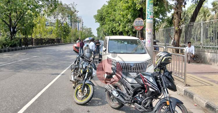 পাম্পের সামনে জ্বালানি তেলের জন্য অপেক্ষা আর কত?
