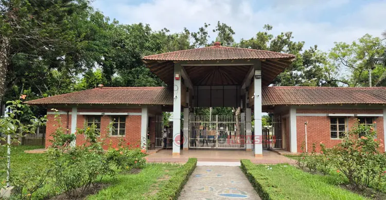 গুদামেই বন্দি হাজার বছরের অমূল্য প্রত্নবস্তু