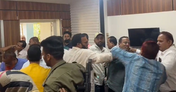 পাবনায় বিএনপি ও অঙ্গসংগঠনের ৪ নেতাকে শোকজ