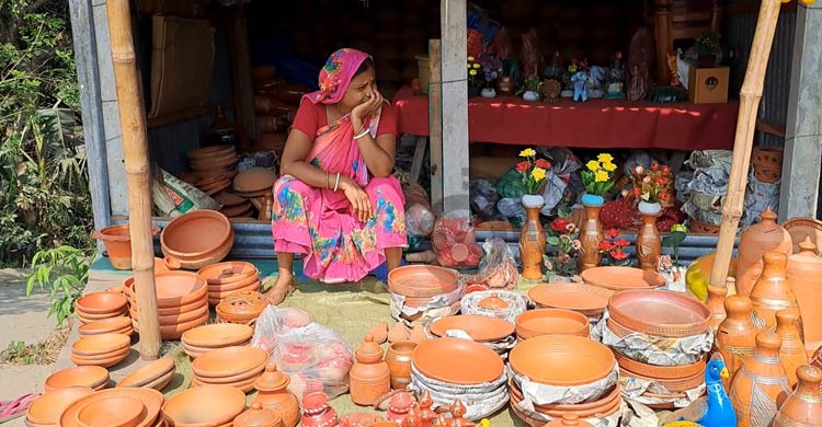 বিলুপ্তপ্রায় মৃৎশিল্প প্রাণ ফিরে পায় পহেলা বৈশাখে