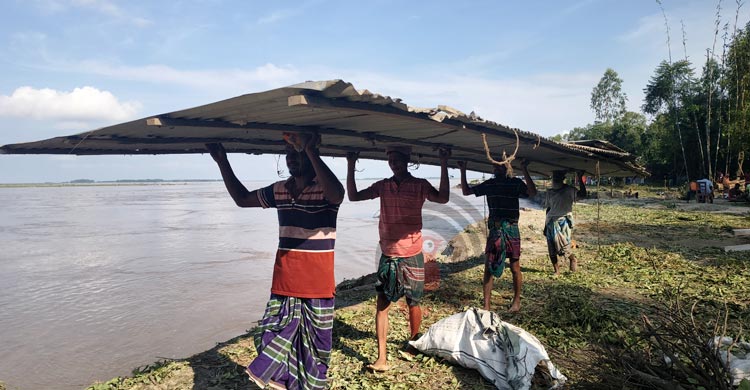দুধকুমারের ভাঙনে ৪০ ভিটা বিলীন, ঝুঁকিতে দুই শতাধিক স্থাপনা
