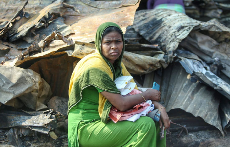 আগুন শুধু ঘরই না, পুড়ায় মানুষের ভরসাও