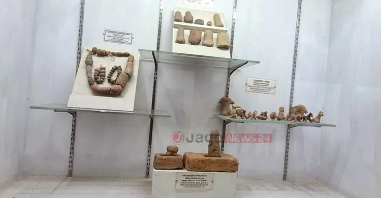 গুদামেই বন্দি হাজার বছরের অমূল্য প্রত্নবস্তু