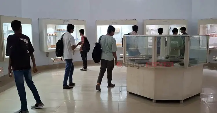 ৪২০ নিদর্শনে সুলতানি আমলের হাতছানি