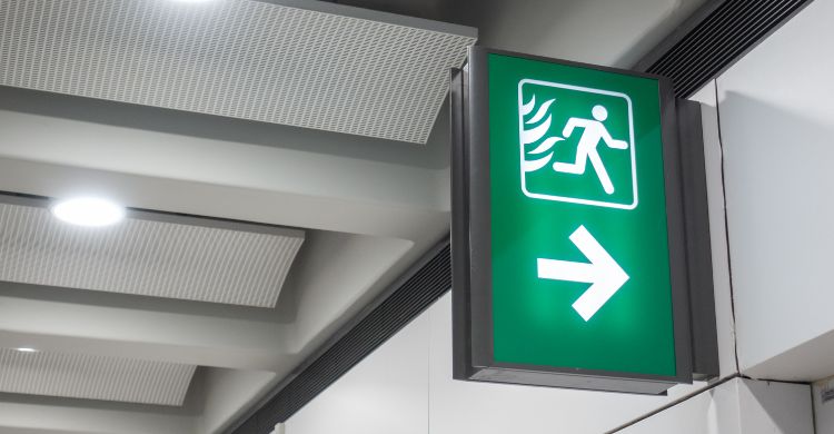 বাসায় আগুন থেকে সাবধান থাকতে যেসব বিষয়ে খেয়াল রাখবেন