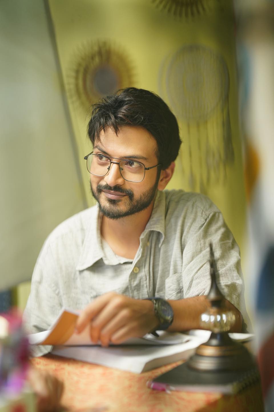 ‘ধর্ম দেখে নাটক দেখি না’, ইয়াশভক্তের প্রেমময় মন্তব্য