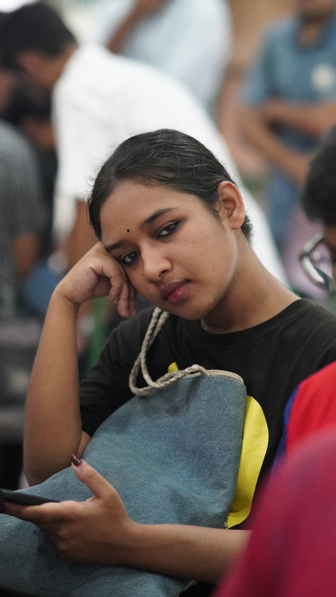 ডাকসু নির্বাচনে জিতলেই ইলার বিয়ে, ক্যাম্পাসে চরুইভাতি