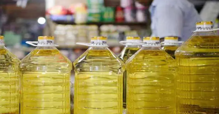 অবশেষে সয়াবিন তেলের দাম বাড়লো ৬ টাকা