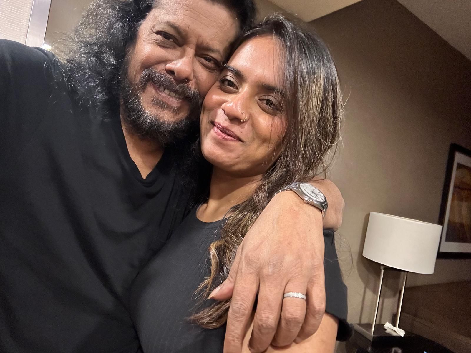 বাবা হওয়ার খবর লুকিয়ে রেখেছিলেন জেমস