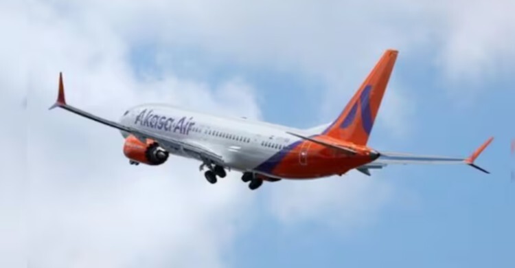 প্লেনের ভেতর বিড়ি জ্বালানোয় যাত্রীর বিরুদ্ধে মামলা