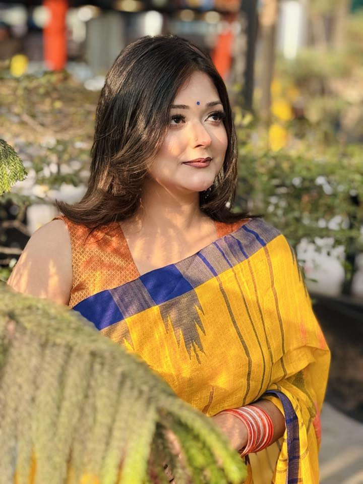 দুই হাজার টাকা হাতে বিয়ে, ১৬ বছরের সংসার ছাড়লেন ইকরা