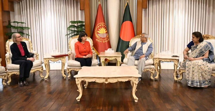 প্রধান উপদেষ্টার সঙ্গে যুক্তরাজ্যের আন্ডার সেক্রেটারির সৌজন্য সাক্ষাৎ