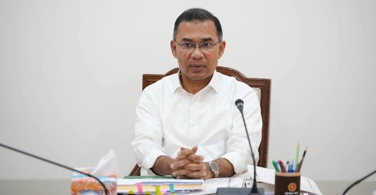 ছুটির দিনেও অফিসে ব্যস্ত প্রধানমন্ত্রী, করলেন একাধিক বৈঠক