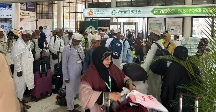 হজযাত্রীদের পদচারণায় মুখর আশকোনা হজক্যাম্প