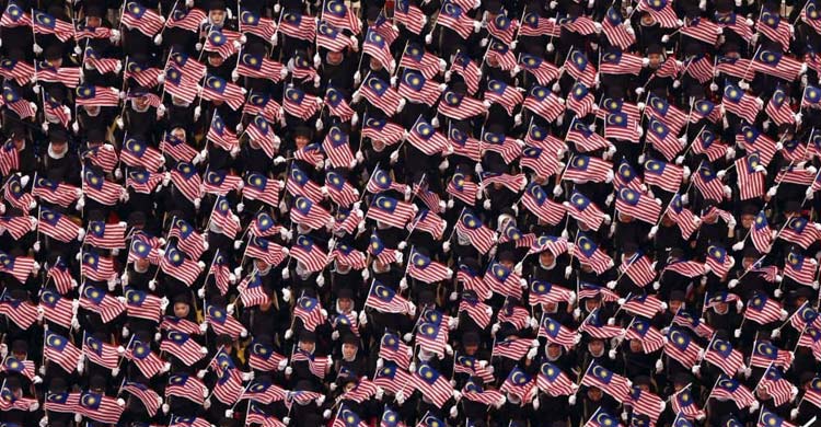 লাখো মানুষের অংশগ্রহণে মালয়েশিয়ার ৬৮তম স্বাধীনতা দিবস উদযাপন